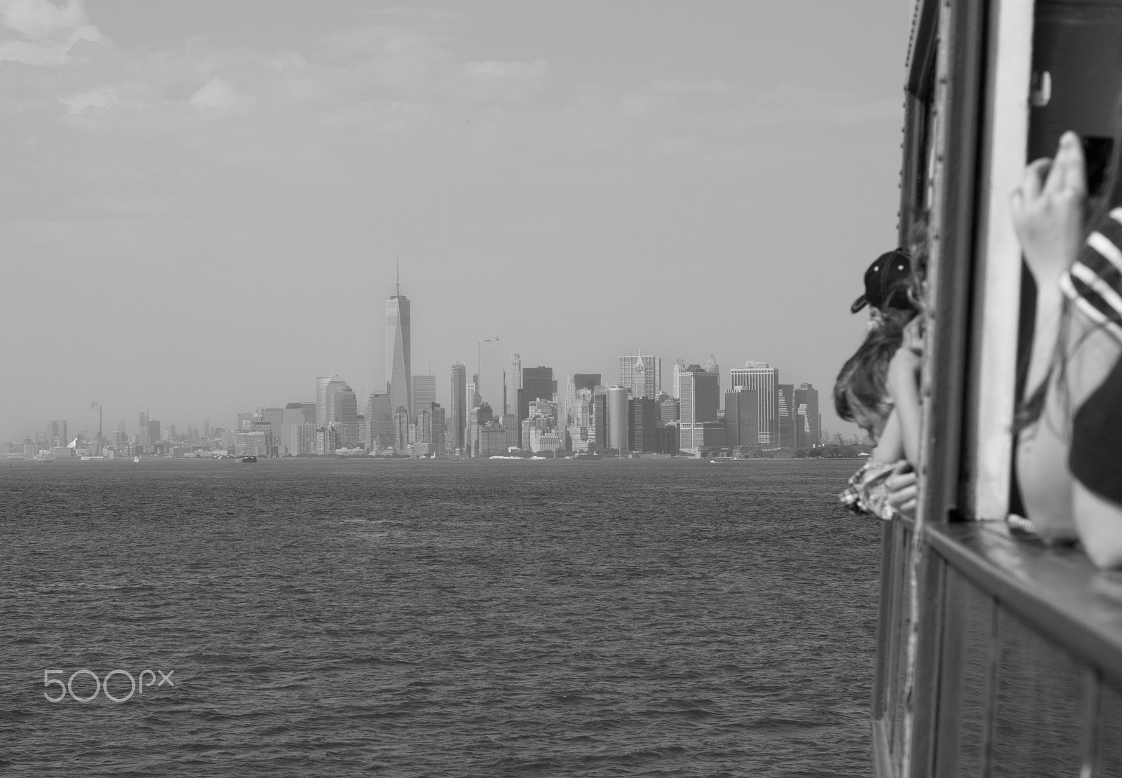 Sony a7 II + Minolta AF 50mm F1.7 New sample photo. Nyc boat photography