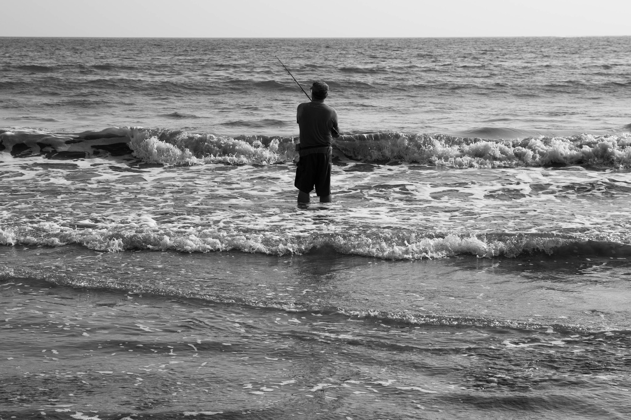 Tamron SP AF 17-50mm F2.8 XR Di II LD Aspherical (IF) sample photo. Man vs sea. photography