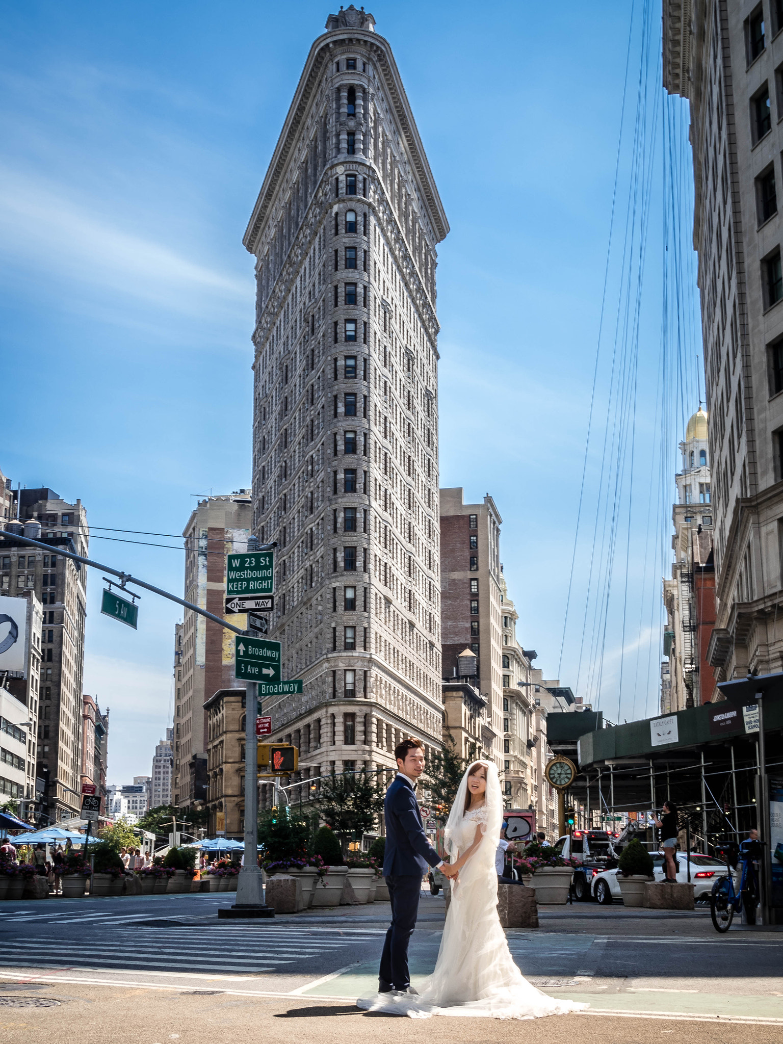 Olympus OM-D E-M5 II sample photo. Flatiron wedding photography