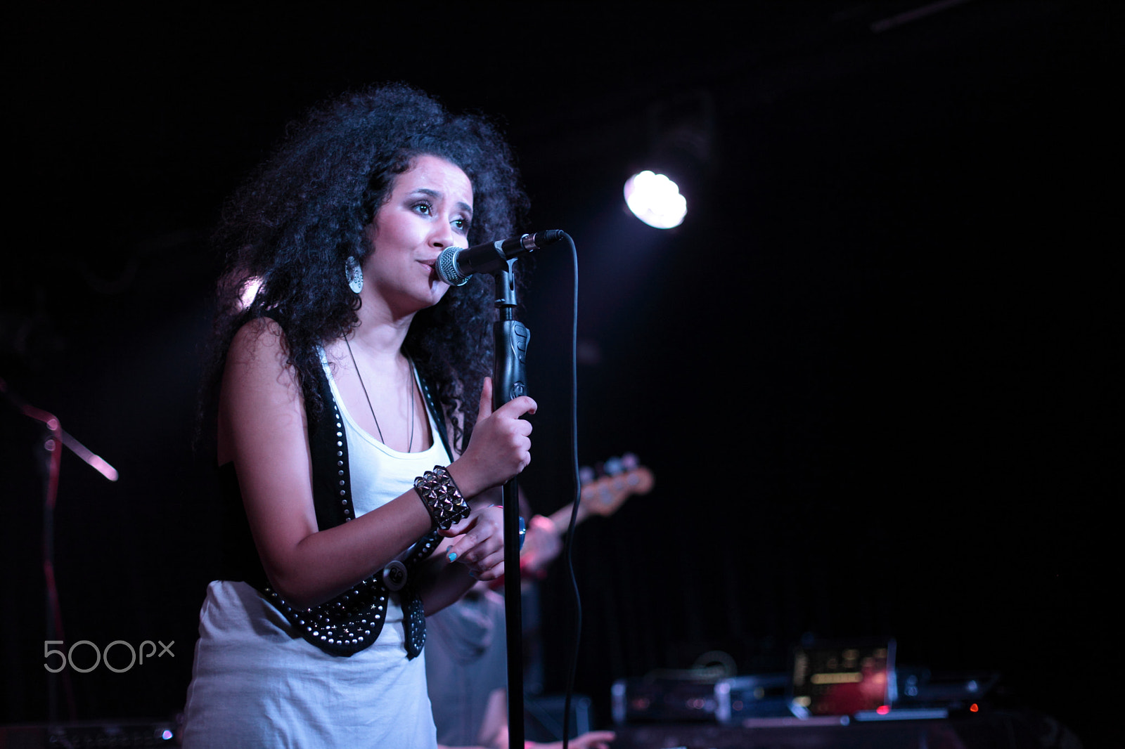Canon EF 50mm F1.4 USM sample photo. Lemu band photography