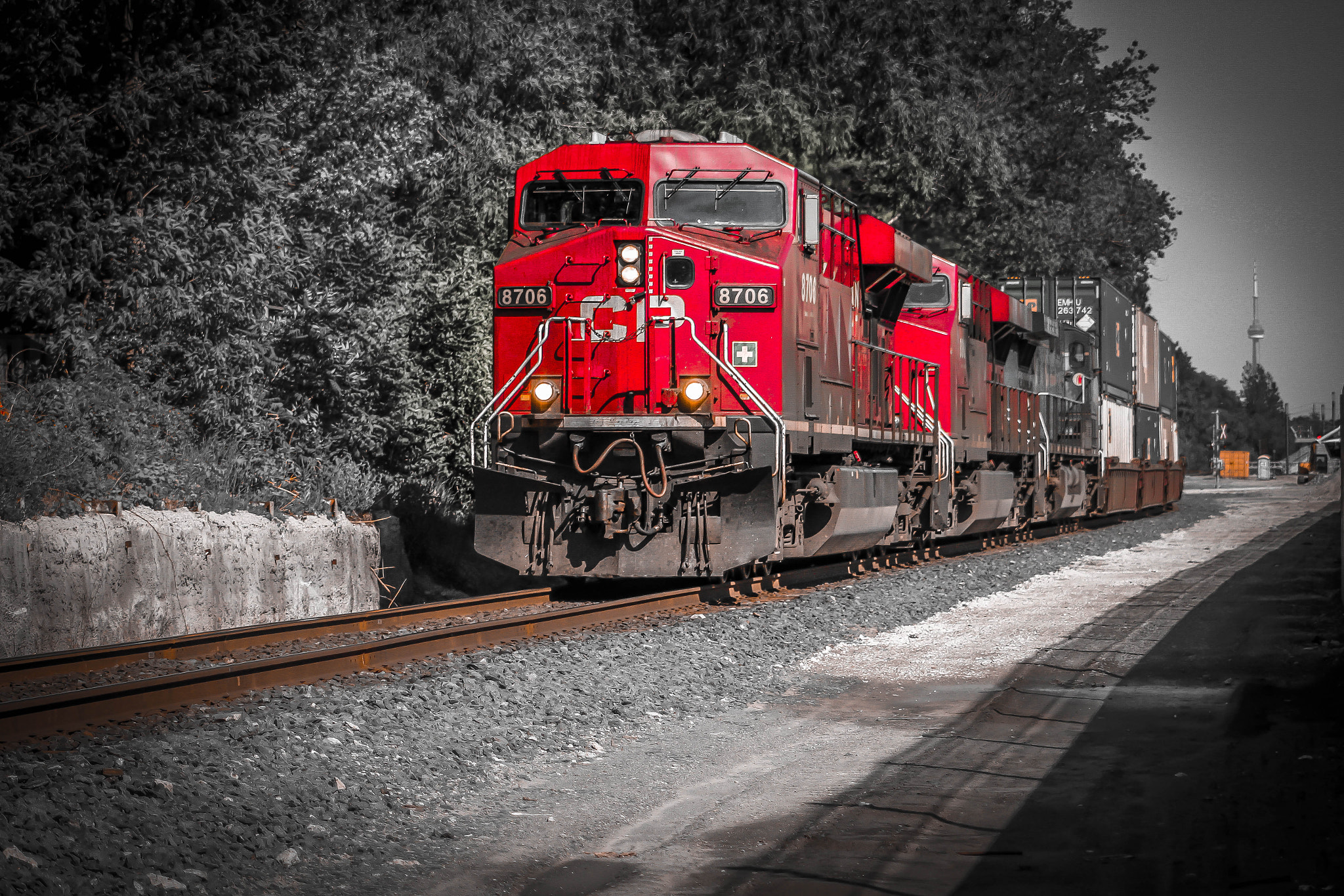 Canon EF 75-300mm f/4-5.6 USM sample photo. Red train miles of travels photography