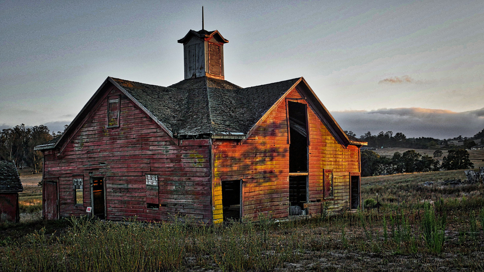 Panasonic Lumix DMC-GH4 sample photo. Turner-stone barn photography
