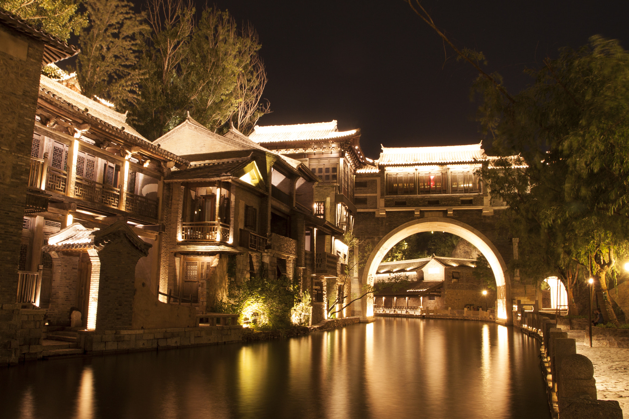 Canon EOS 500D (EOS Rebel T1i / EOS Kiss X3) sample photo. Gubei water town of the night photography