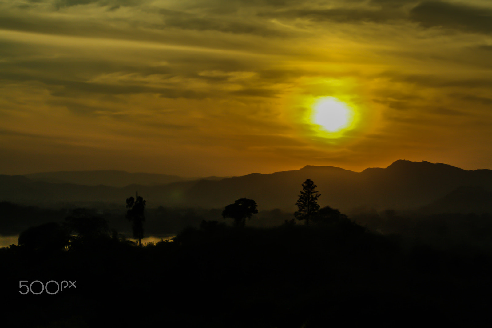Canon EOS 1000D (EOS Digital Rebel XS / EOS Kiss F) sample photo. Sunset photography