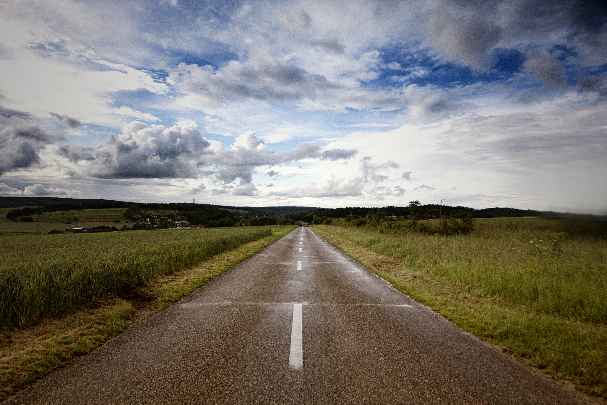 Sigma 12-24mm F4.5-5.6 II DG HSM sample photo. Fontenais route photography