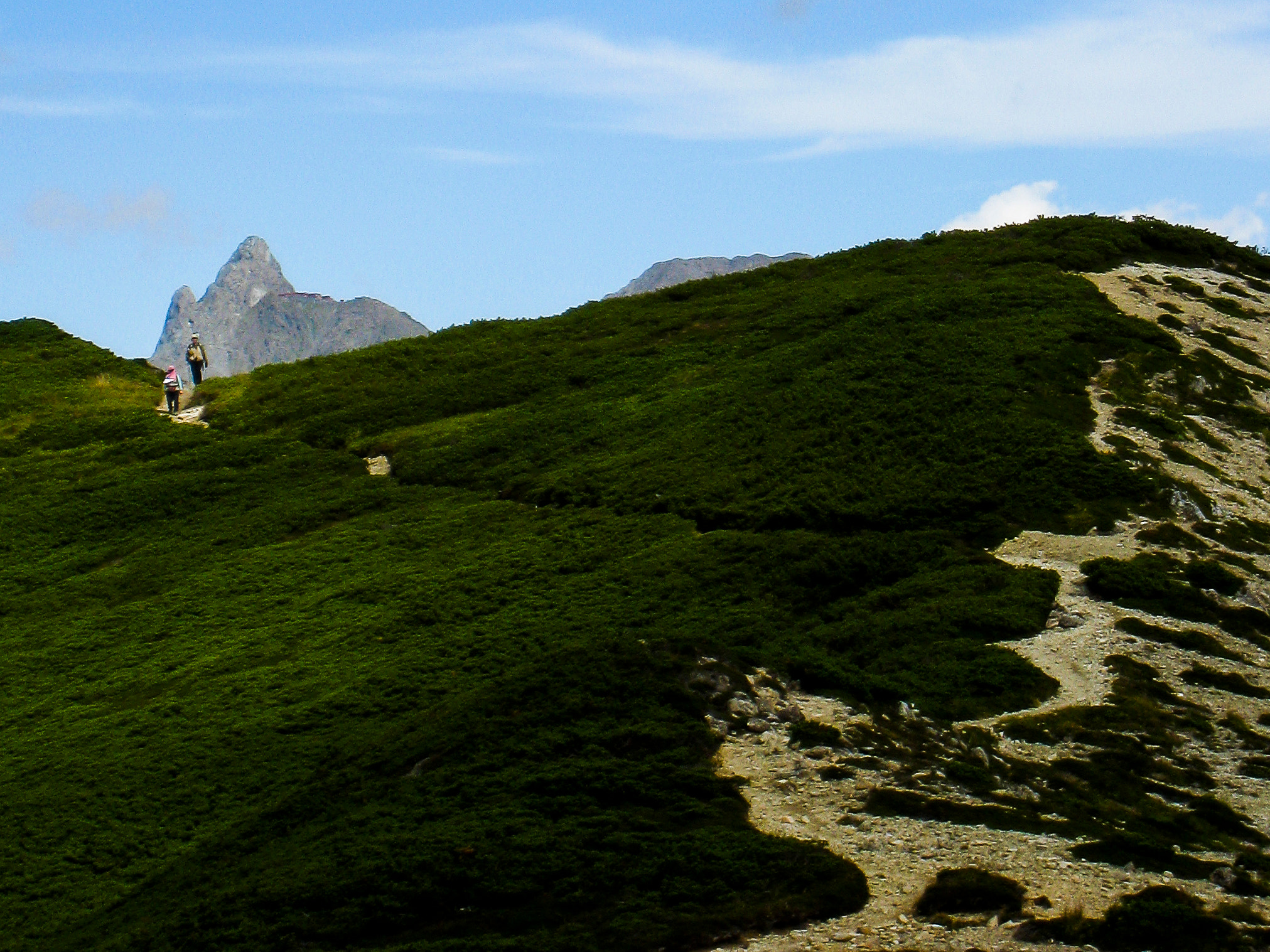 Canon IXY DIGITAL 910 IS sample photo. Mt.yari, japanesealps photography