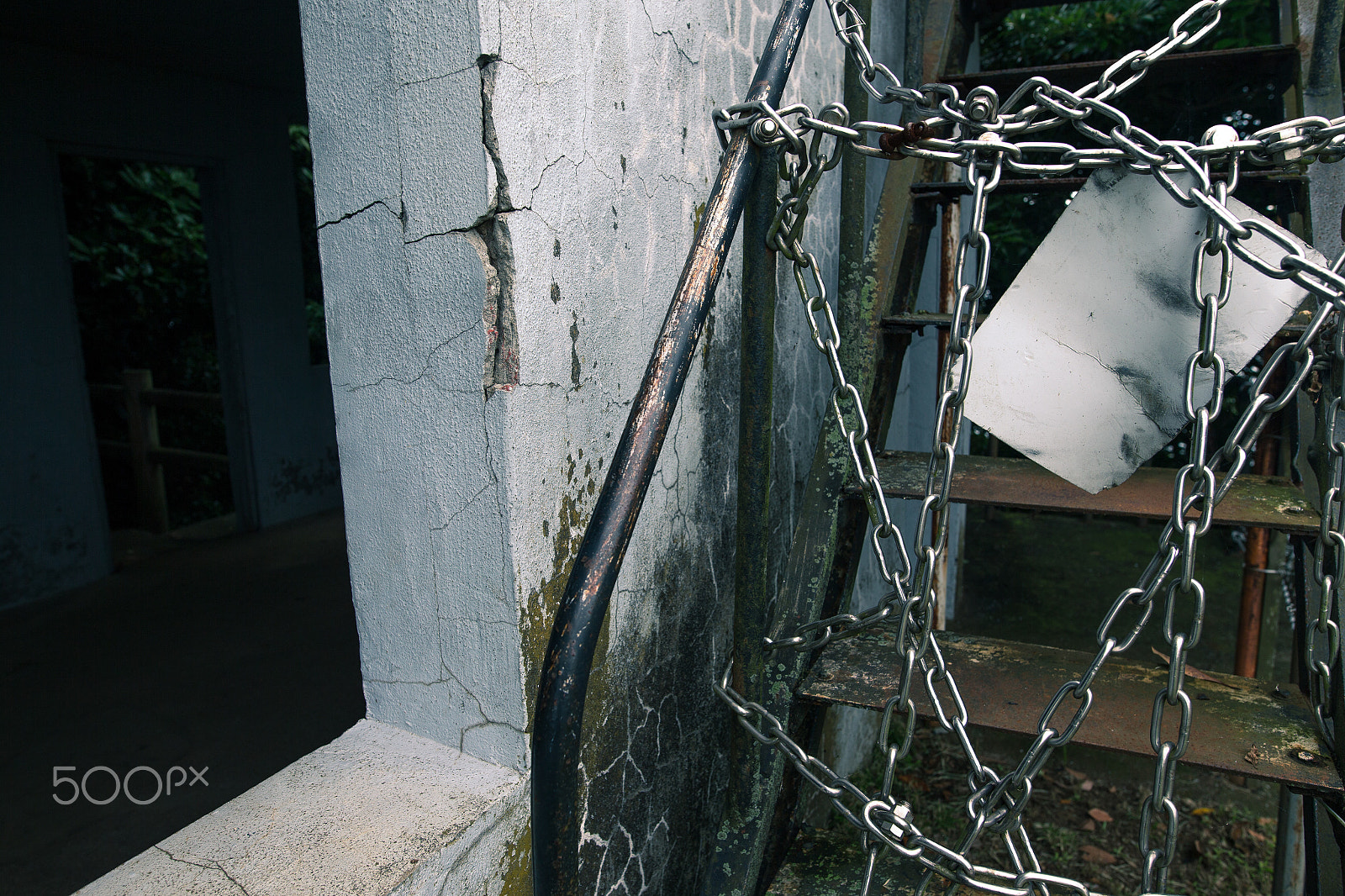 Sigma 24mm F1.4 DG HSM Art sample photo. Silver chain 160620_01 photography
