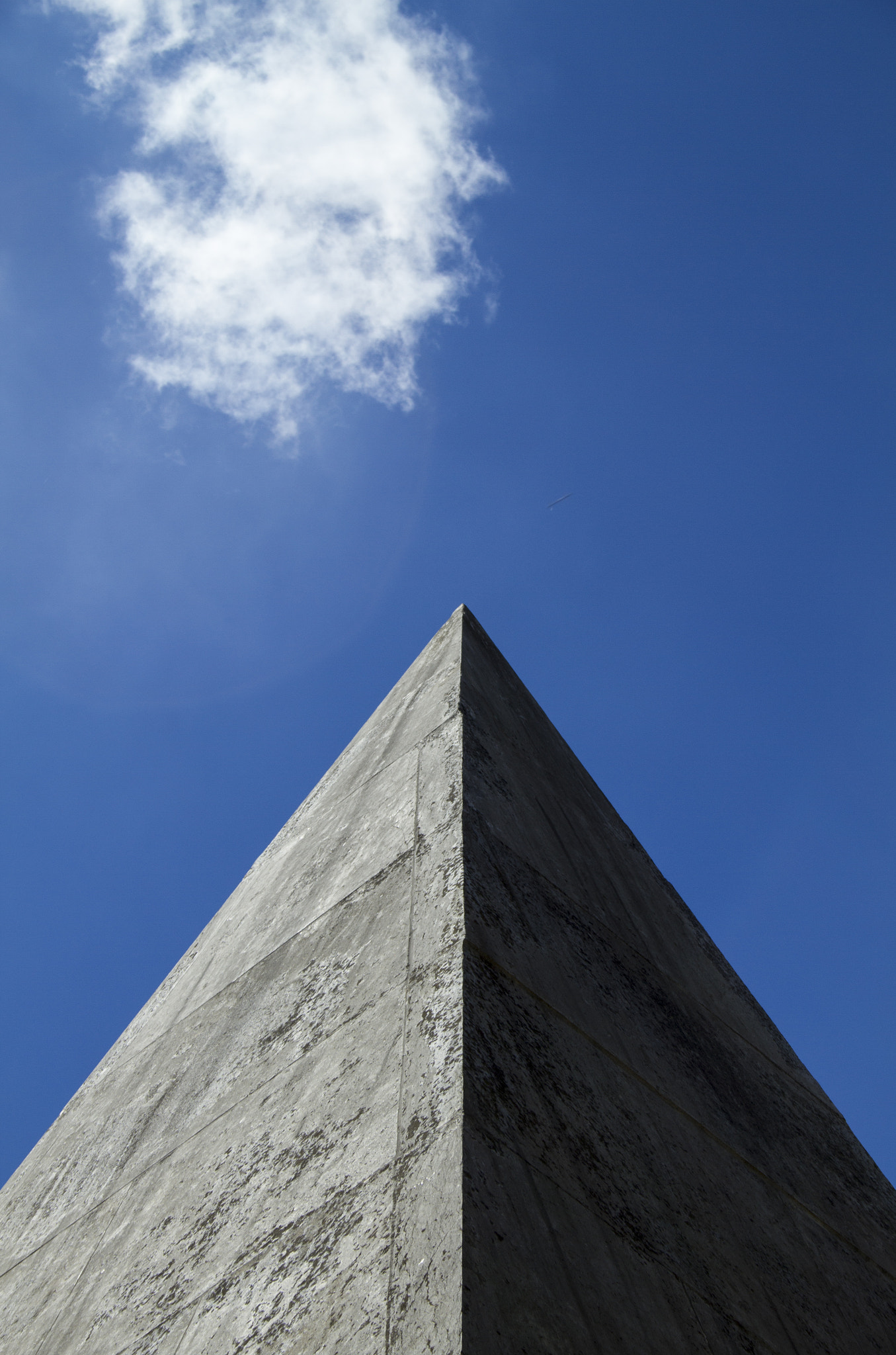 Canon EF-S 18-55mm F3.5-5.6 sample photo. Cloud photography