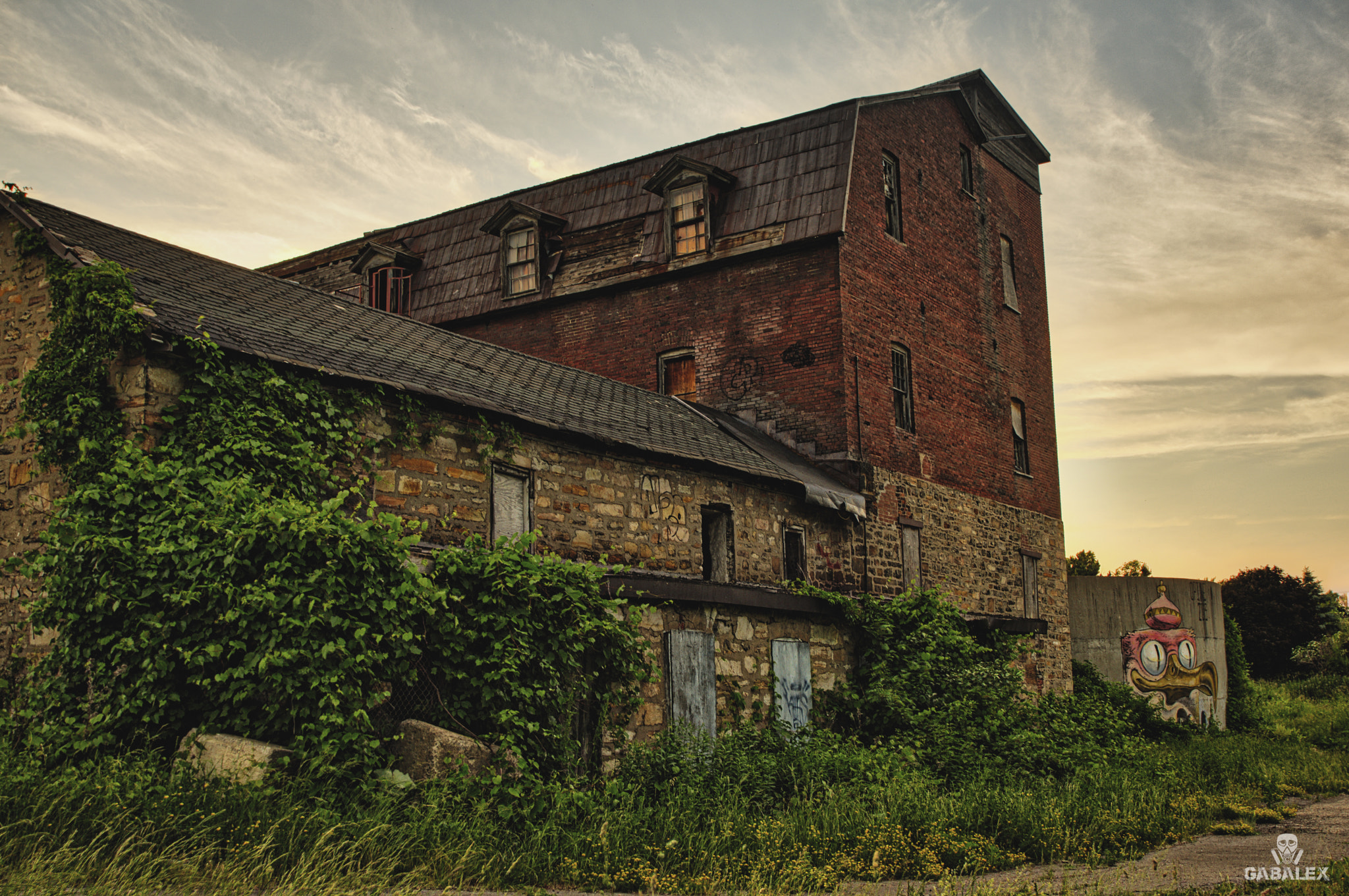 Nikon D700 + Sigma 17-35mm F2.8-4 EX Aspherical sample photo. Old factory photography