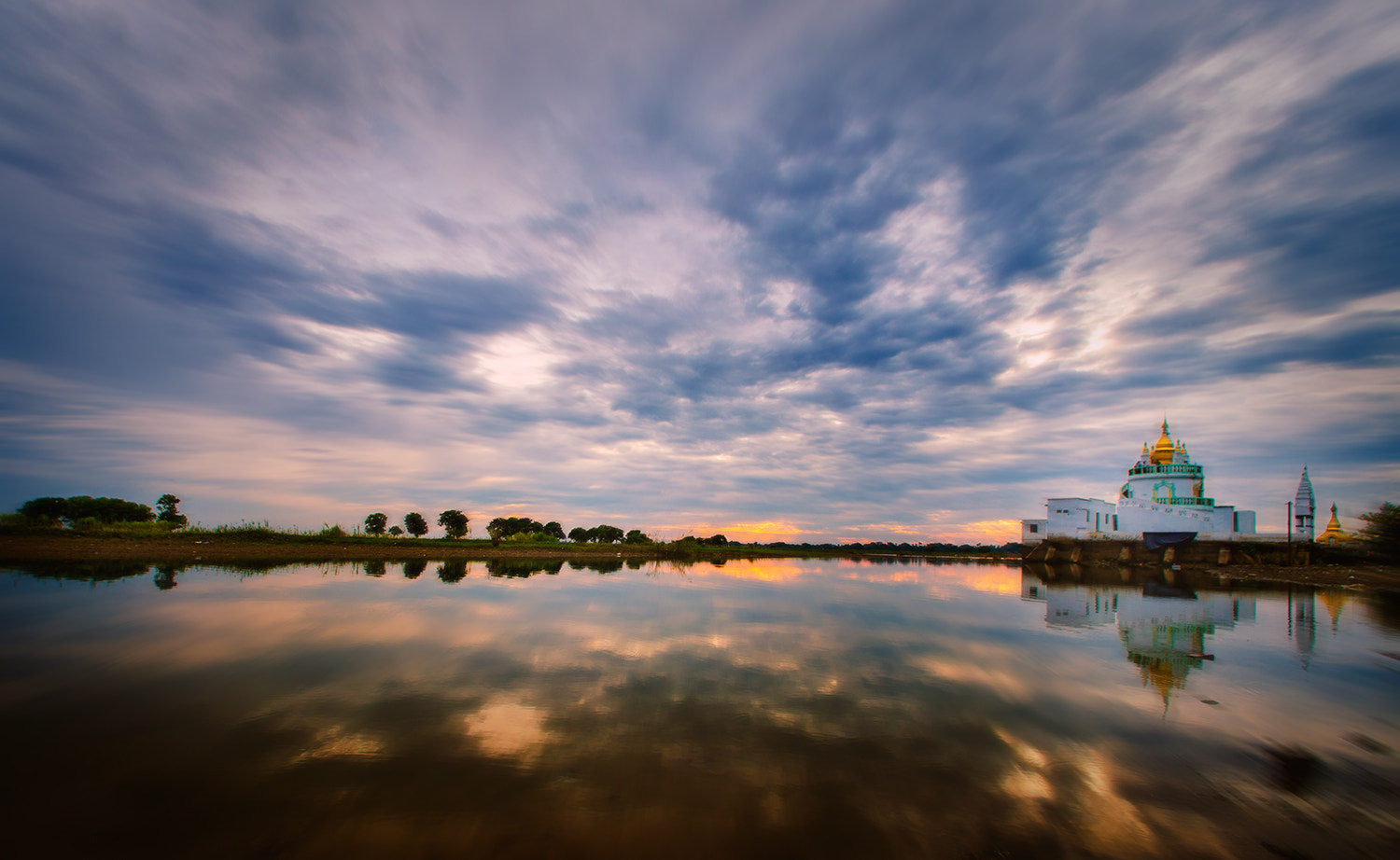 Canon EOS-1D X + Canon EF 14mm F2.8L USM sample photo. View in the morning photography