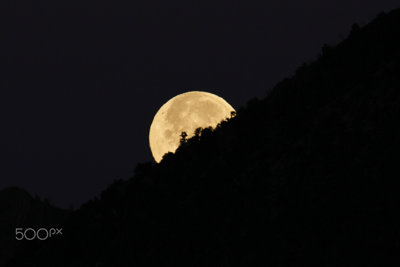 Canon EOS 60D + Canon EF 400mm F5.6L USM sample photo. Moon photography