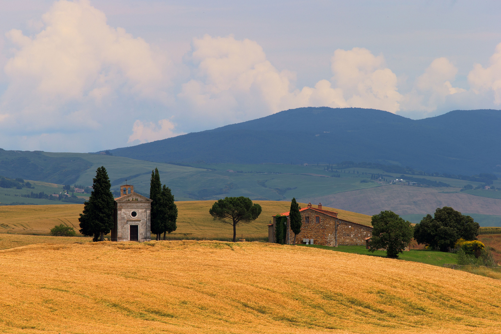 Canon EF 70-300mm F4-5.6L IS USM sample photo. Cappella di vitaleta photography