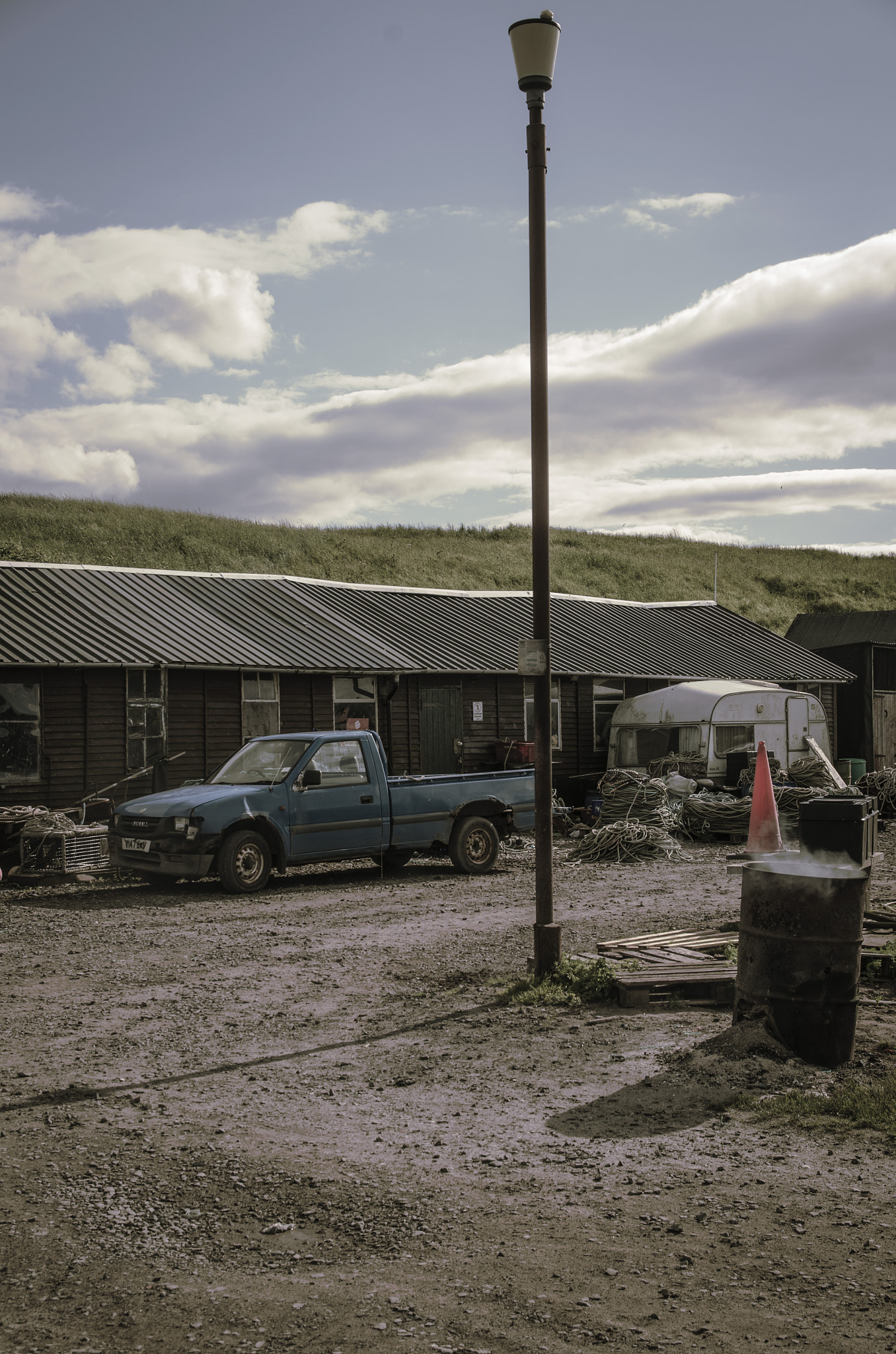 Sigma 17-70mm F2.8-4 DC Macro HSM | C sample photo. Outside the sheds photography