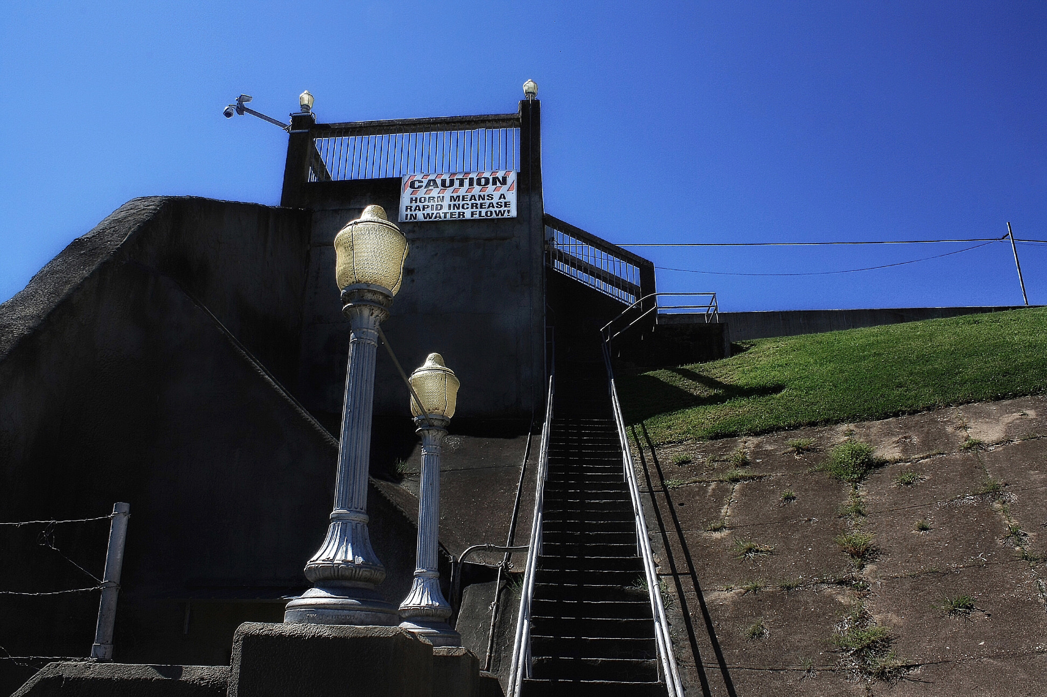 Canon EF-S 18-55mm F3.5-5.6 IS sample photo. Powersite dam at forsyth, missouri photography