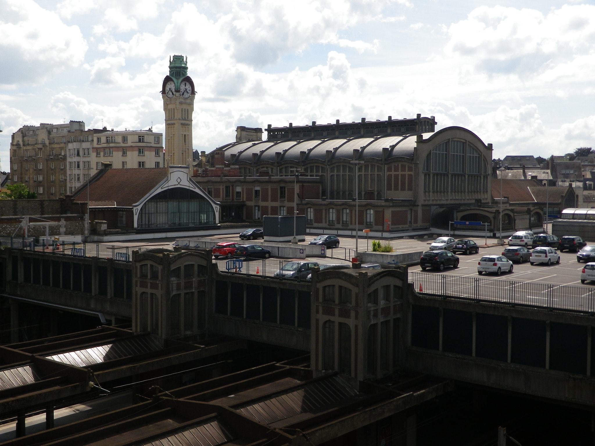 Pentax Optio RZ18 sample photo. Gare sncf coté quais photography