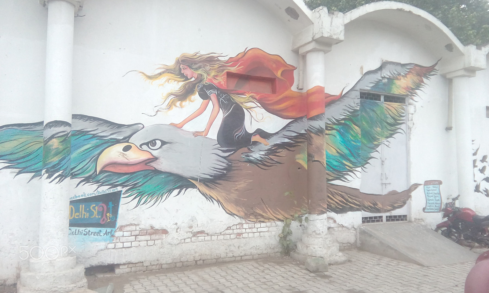 HTC DESIRE 526G+ DUAL SIM sample photo. Street art photography