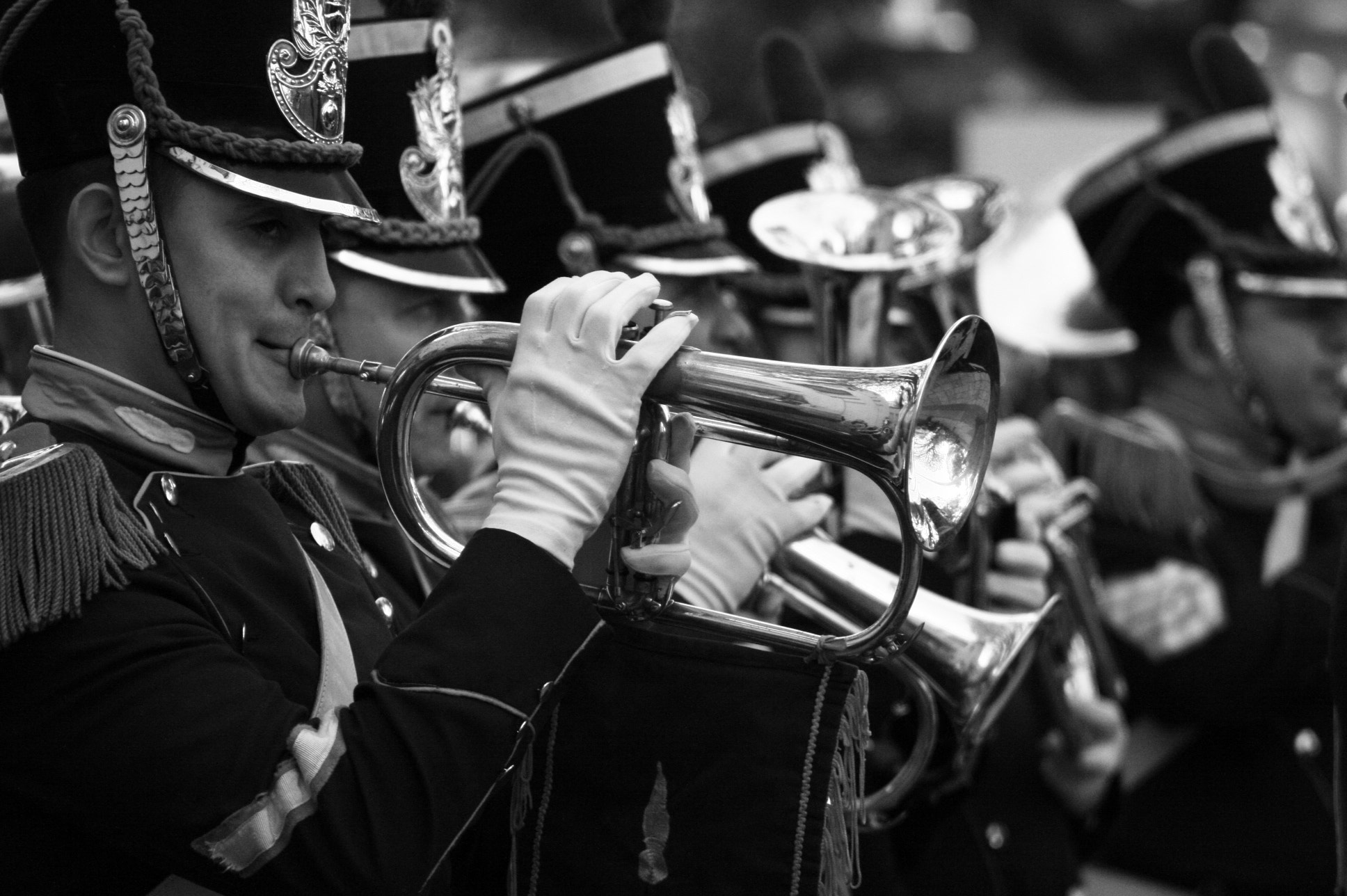 Canon EF 80-200mm F4.5-5.6 II sample photo. Trumpet photography