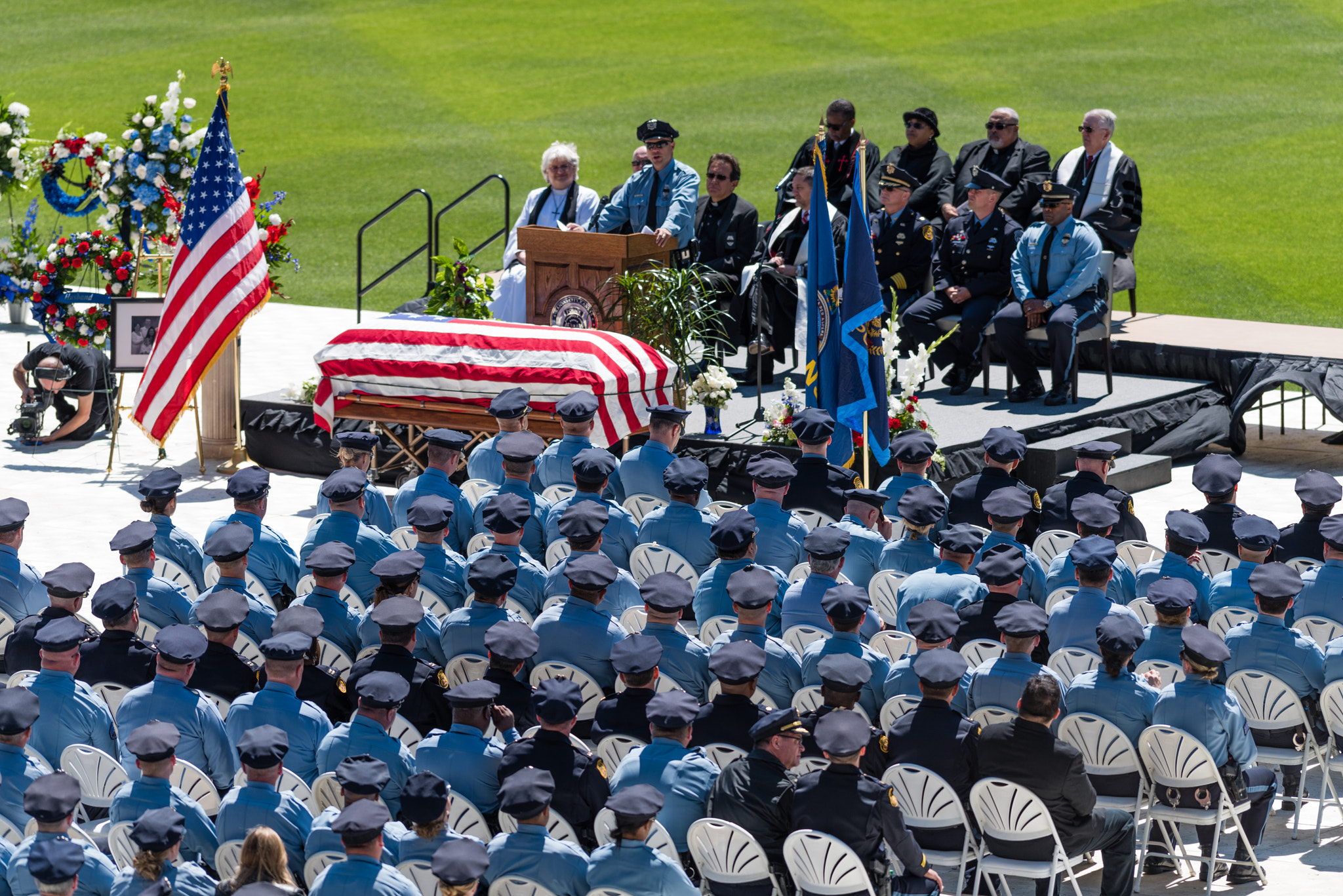 v2?sig=7f7a2e587e17221979a2fe54632c42b9e388640c17524ae73df91d571c1e5ac5