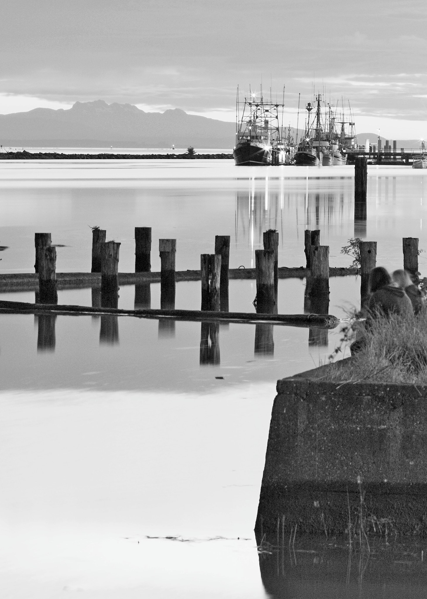 Pentax K-7 sample photo. Enjoy quiet photography