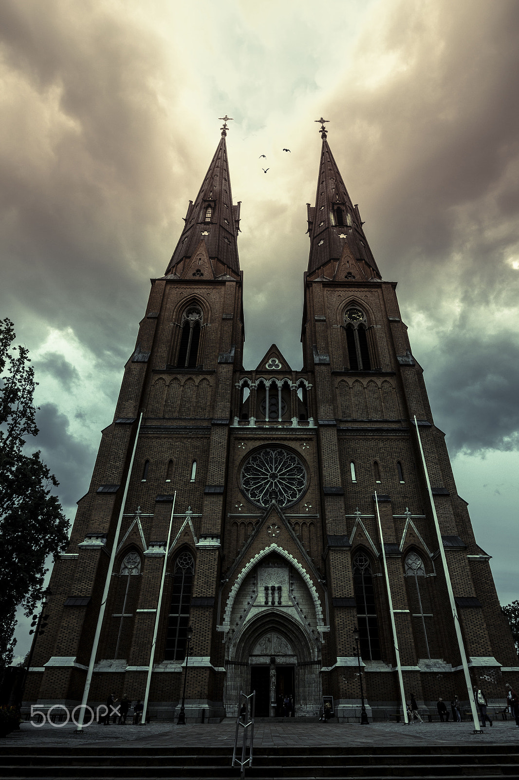 Canon EF-S 10-18mm F4.5–5.6 IS STM sample photo. Church photography