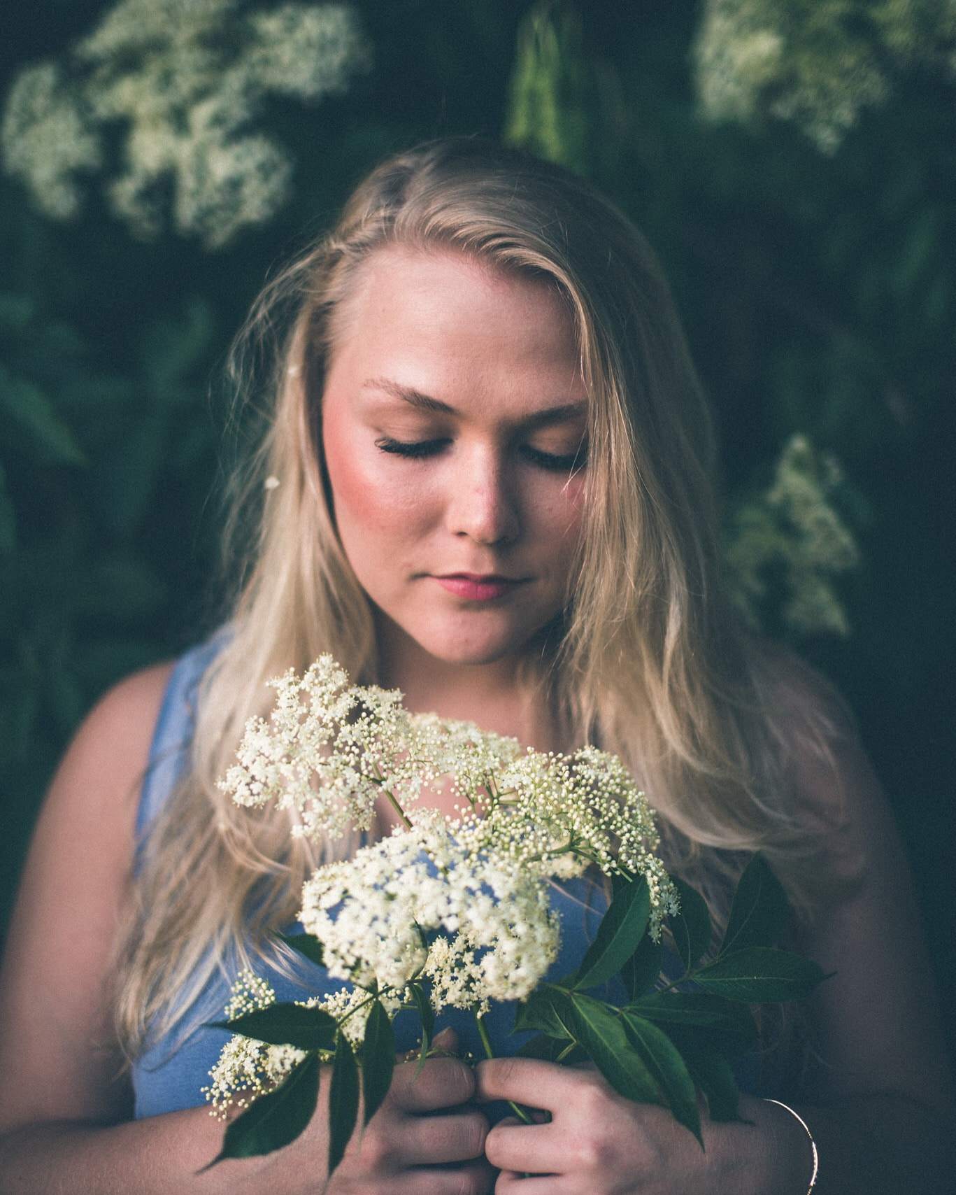 Nikon D610 + Sigma 50mm F1.4 EX DG HSM sample photo. Flower portraits photography