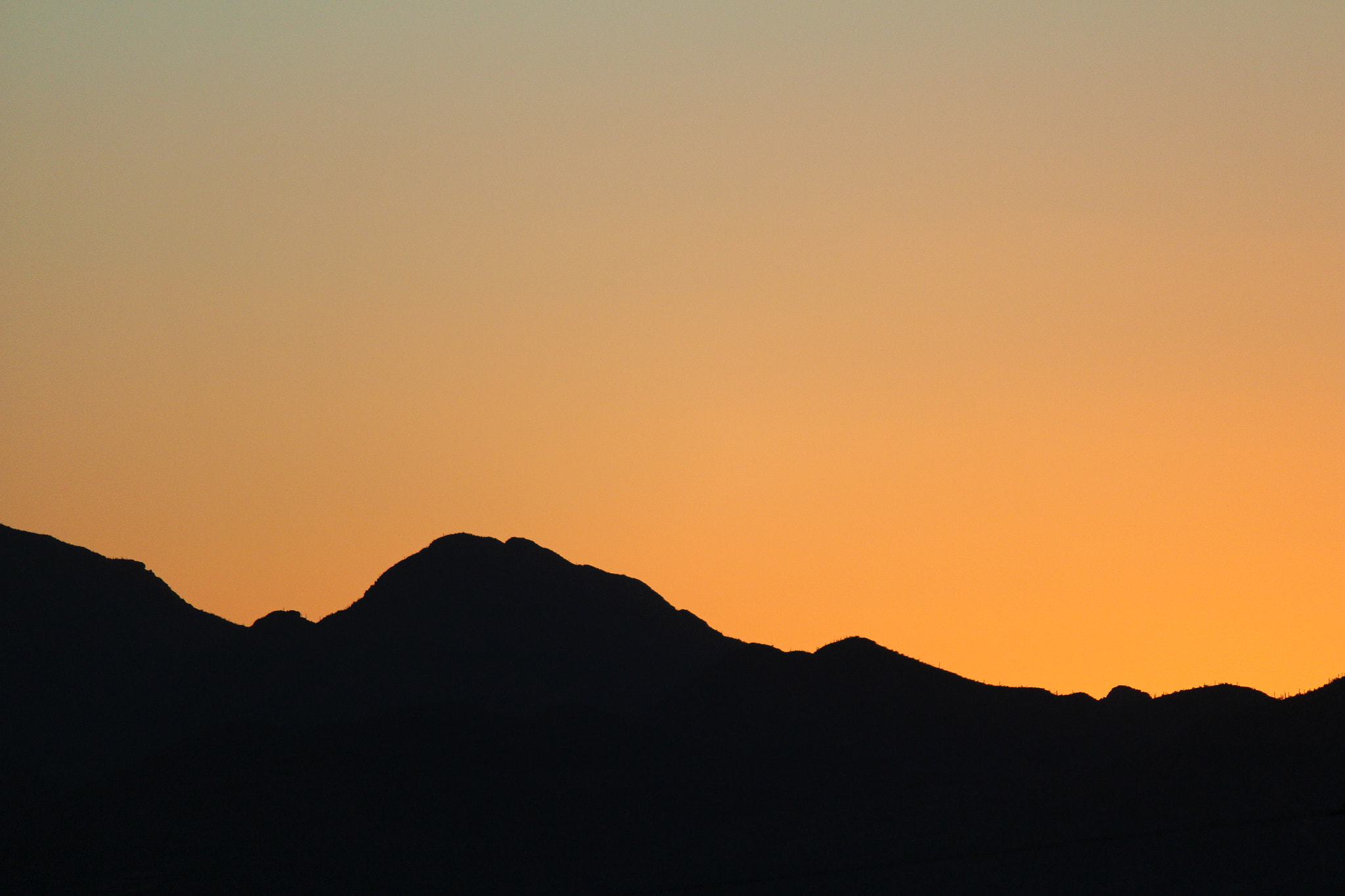 Canon EOS 100D (EOS Rebel SL1 / EOS Kiss X7) sample photo. Fire mountains photography