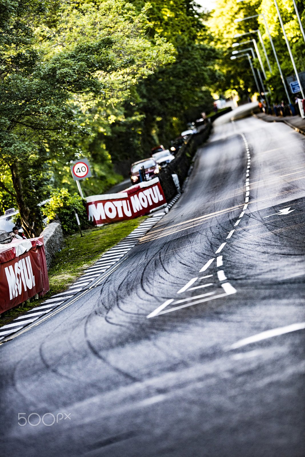 Nikon AF-S Nikkor 200mm F2G ED VR II sample photo. Racing lines photography
