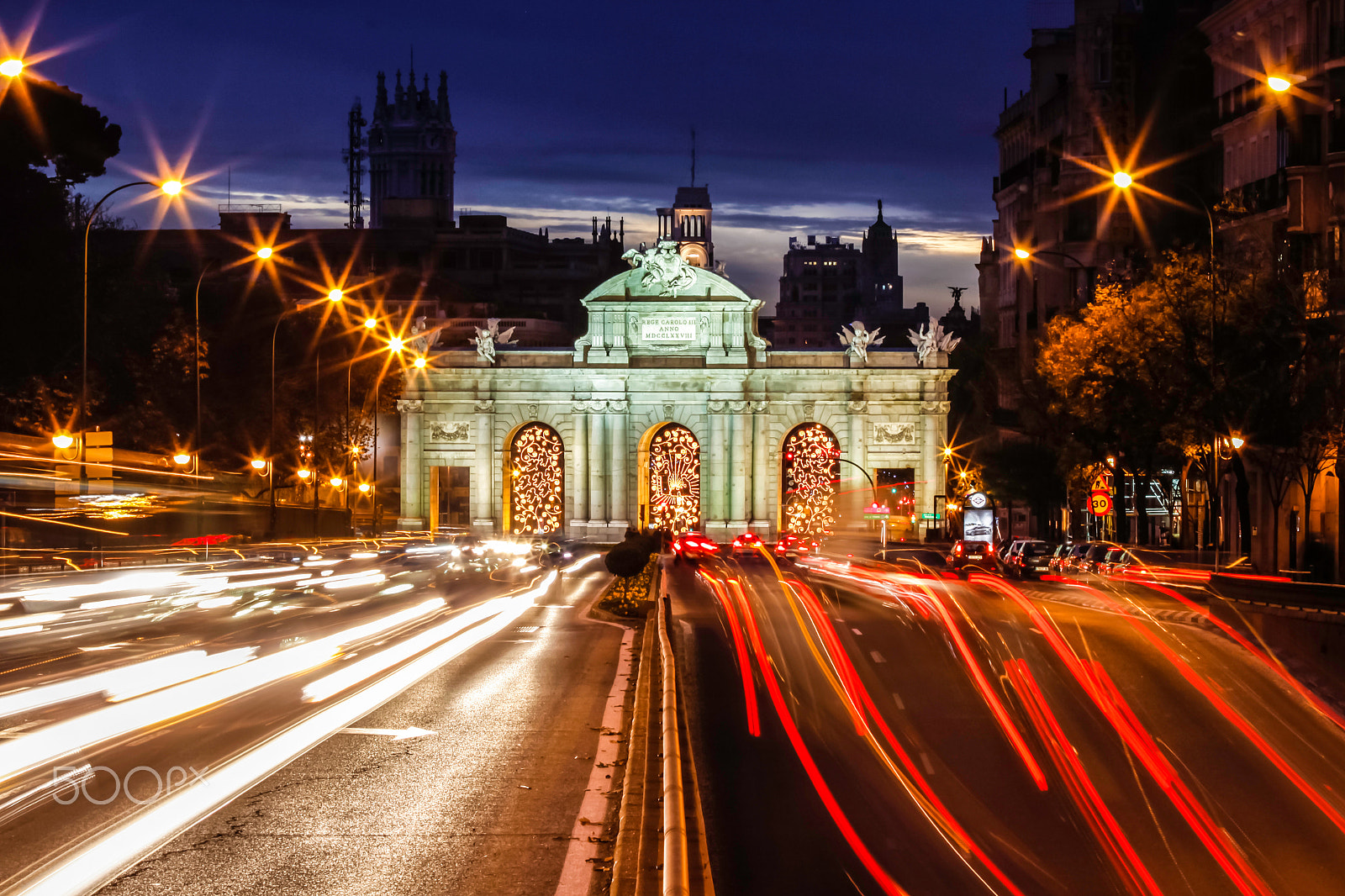 Canon EF 70-210mm f/3.5-4.5 USM sample photo. Puerta de alcala, madrid, spain photography