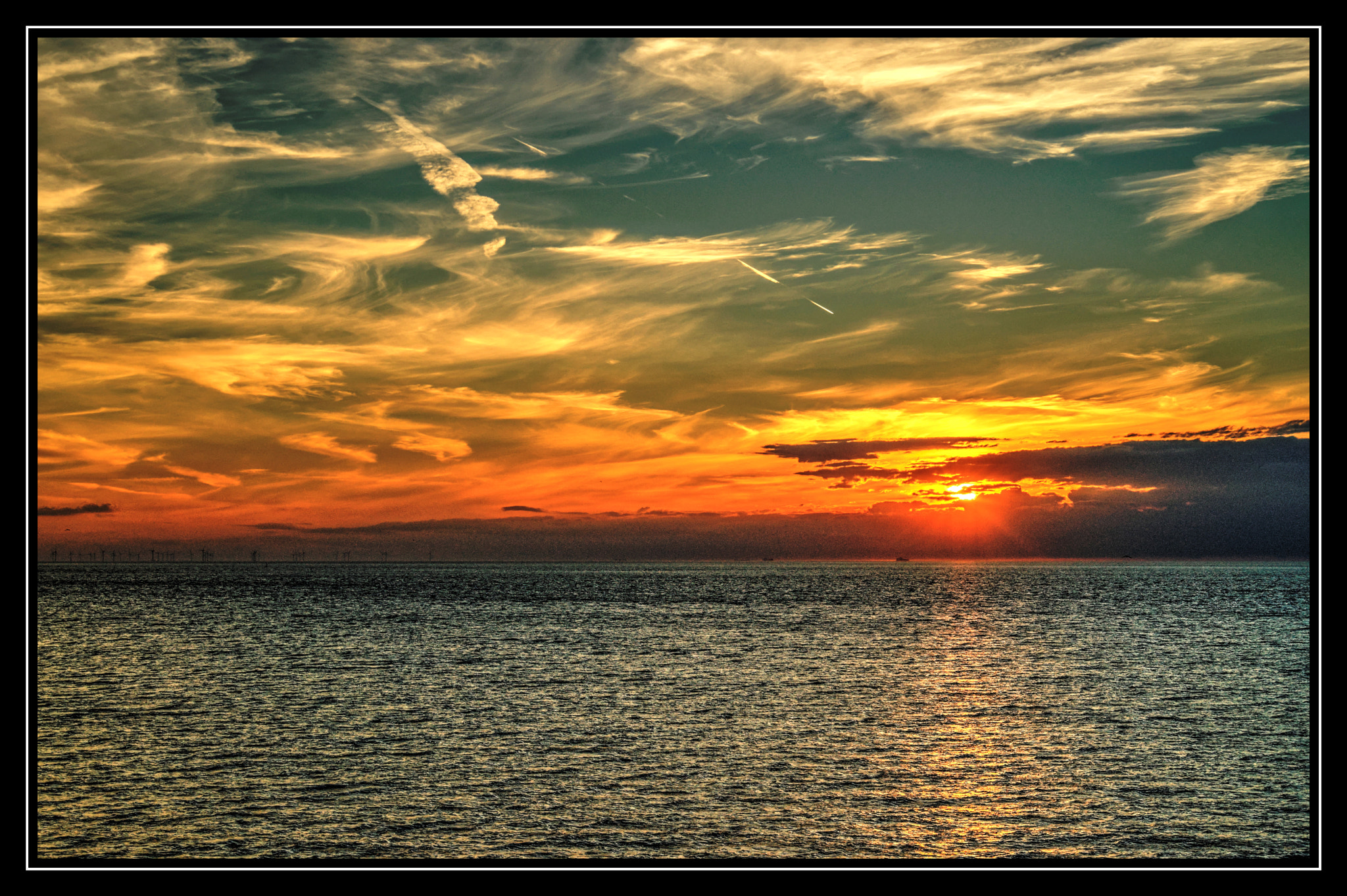 Sony Alpha DSLR-A900 + Tamron 24-135mm F3.5-5.6 sample photo. Sunset from margate photography