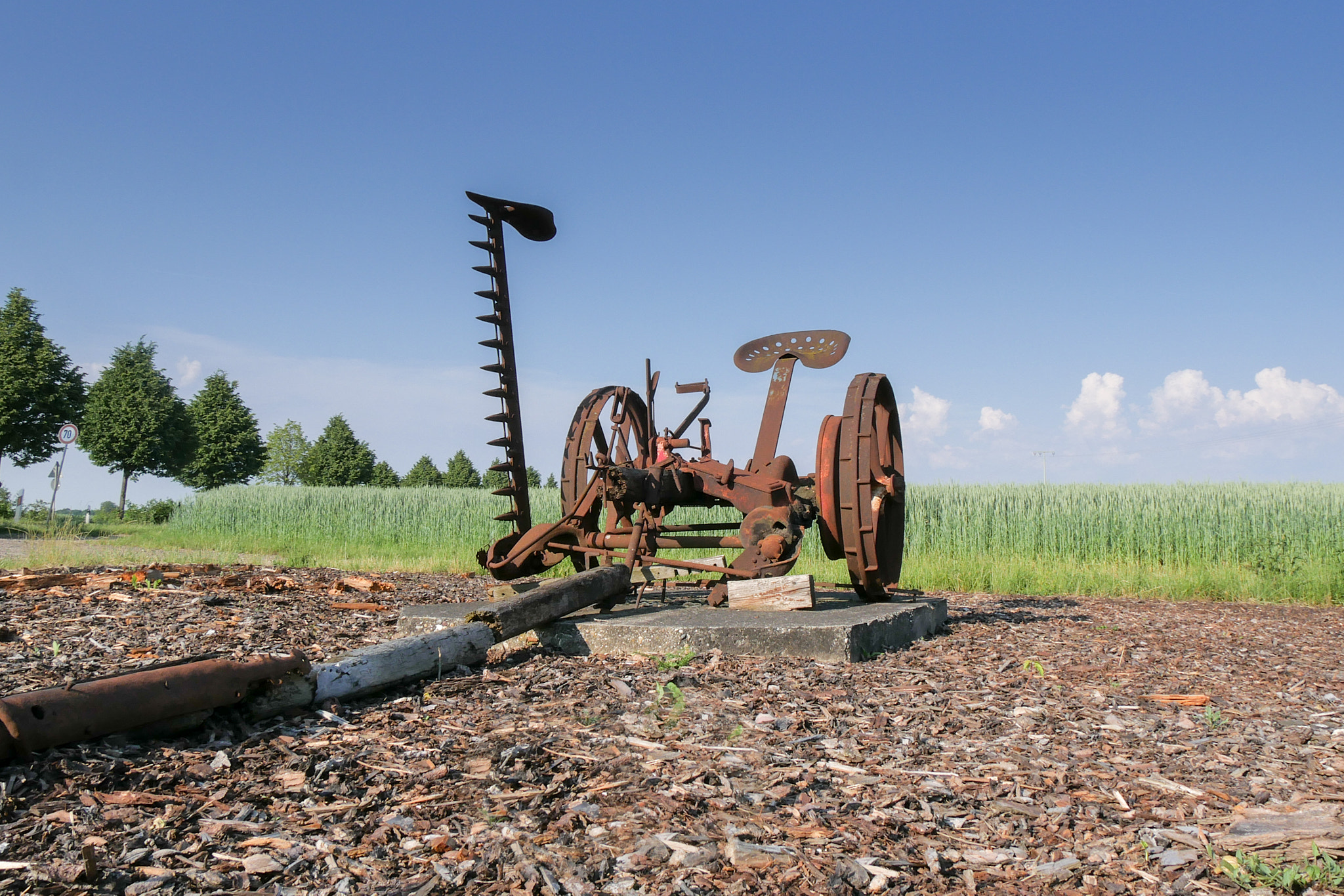 Panasonic Lumix DMC-GX85 (Lumix DMC-GX80 / Lumix DMC-GX7 Mark II) sample photo. Old plow photography