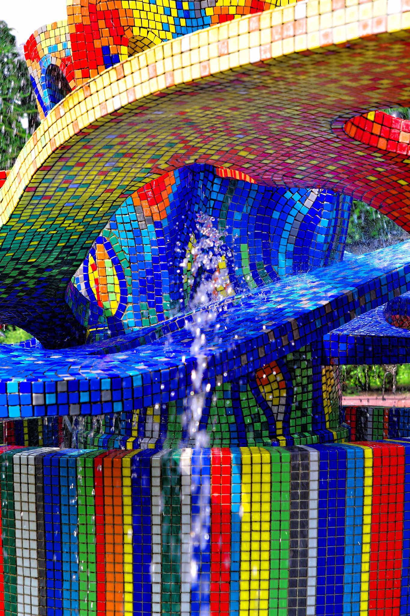 Pentax K-S2 sample photo. Water and colours photography