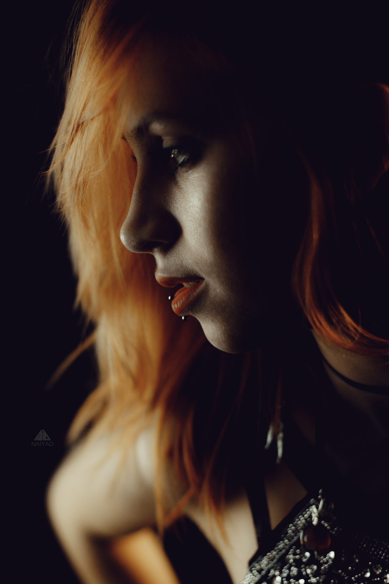 Canon EF 50mm F1.4 USM sample photo. Orange girl photography