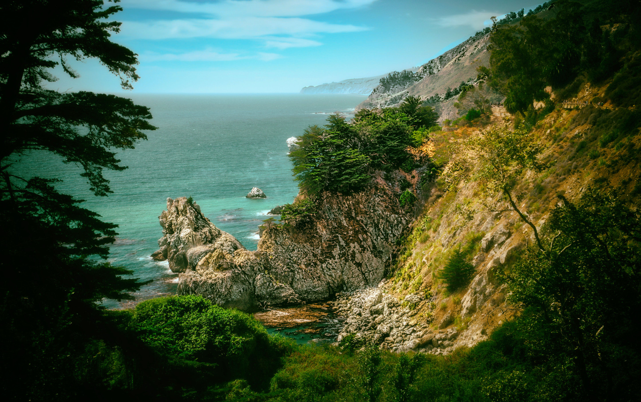 Tamron 18-200mm F3.5-6.3 Di III VC sample photo. Coastline photography