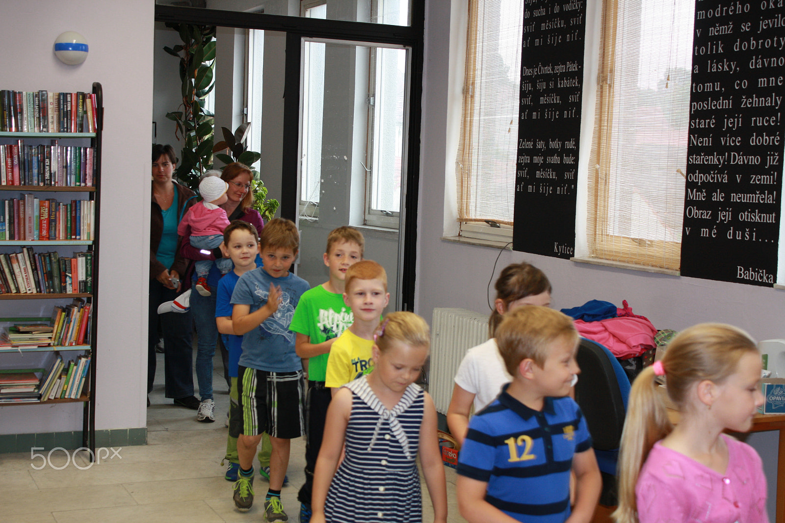 Canon EOS 1000D (EOS Digital Rebel XS / EOS Kiss F) sample photo. Ceremonial knighthood first-graders to readers. library chrášťany, czech. rep.  via:... photography