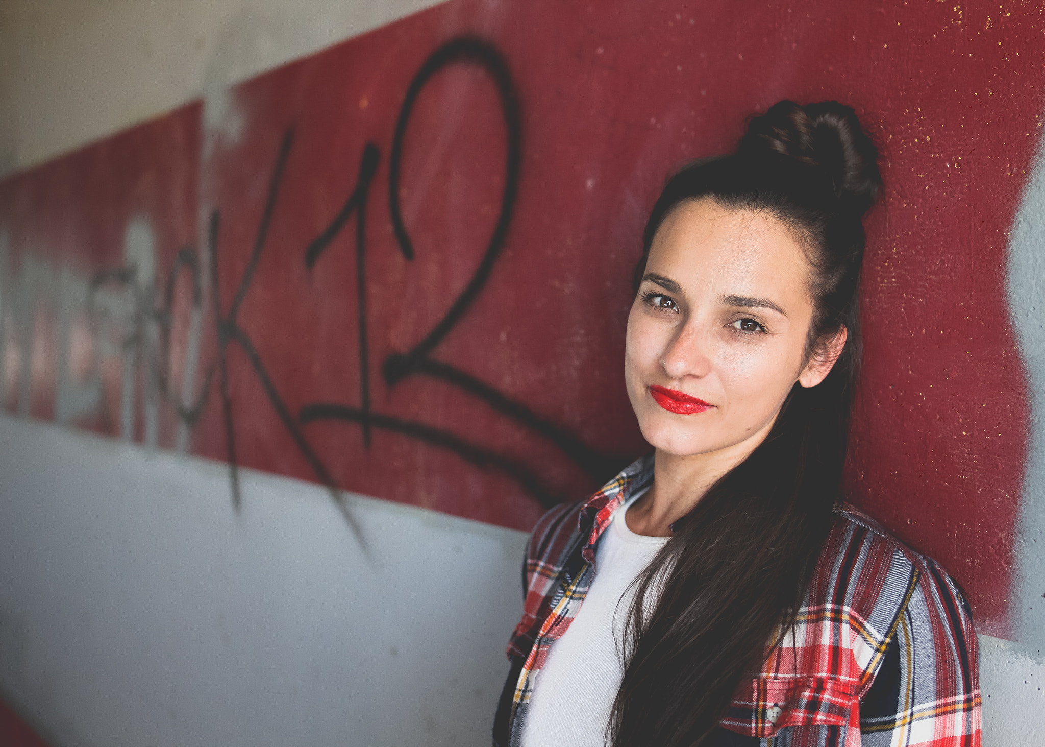 Sigma 24mm F1.4 DG HSM Art sample photo. Vanessa ceja street portraits by jun gandia photography. instagram @jungandiaphotography photography