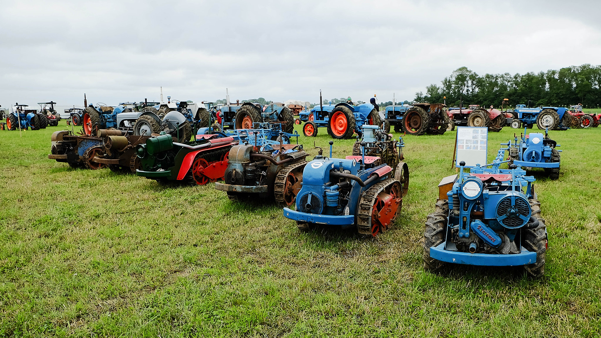 Fujifilm X-M1 + Fujifilm XF 18-55mm F2.8-4 R LM OIS sample photo. Holbeach fayre photography