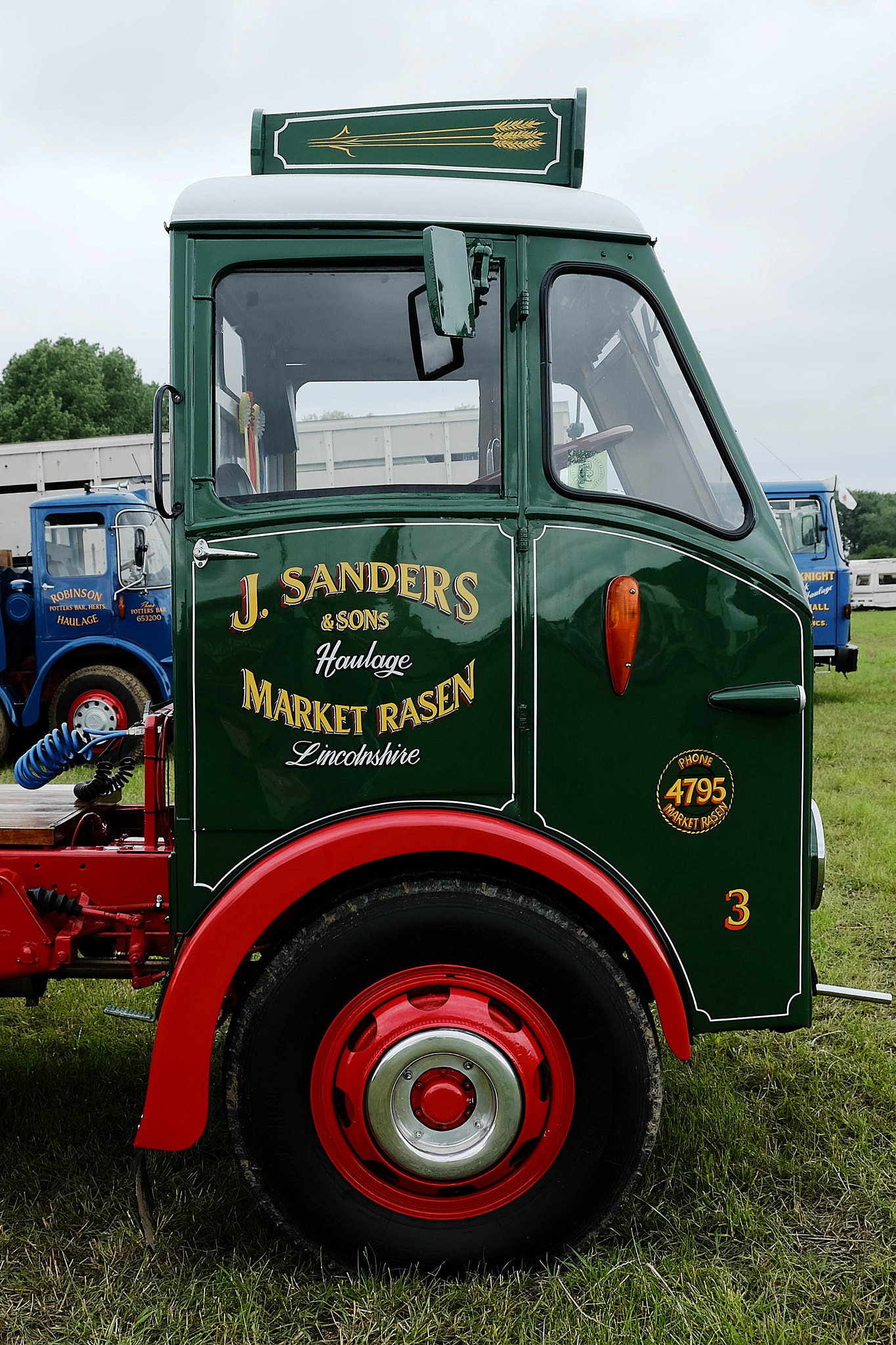 Fujifilm X-M1 + Fujifilm XF 18-55mm F2.8-4 R LM OIS sample photo. Holbeach fayre photography