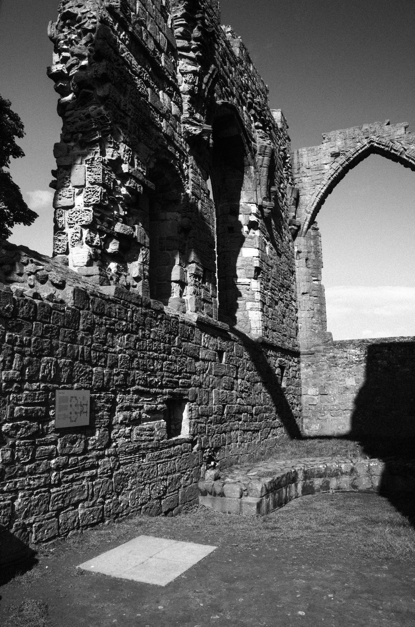 Sigma 17-70mm F2.8-4 DC Macro HSM | C sample photo. Priory church photography