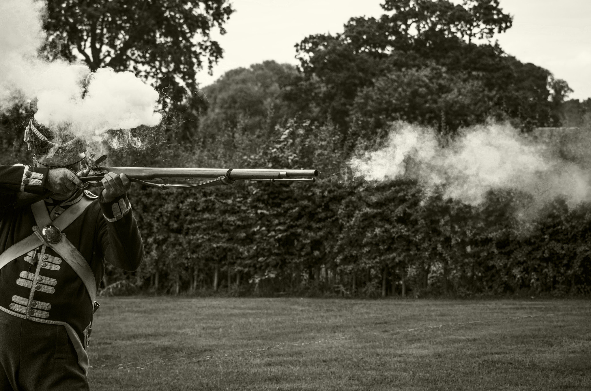 Tamron AF 70-300mm F4-5.6 Di LD Macro sample photo. Guardsman firing musket photography