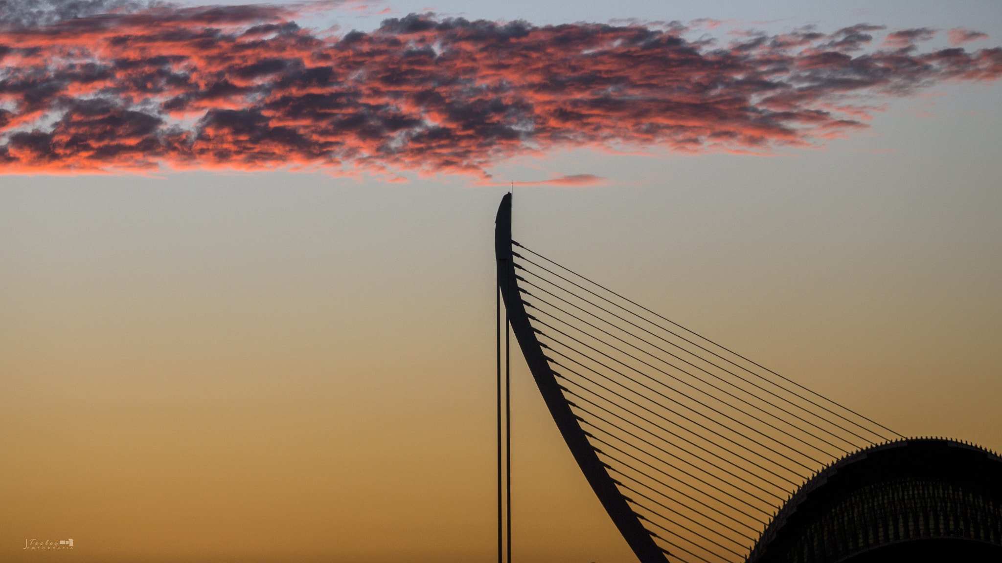 Canon EF 70-200mm F2.8L IS USM sample photo. Atardecer rojo. photography