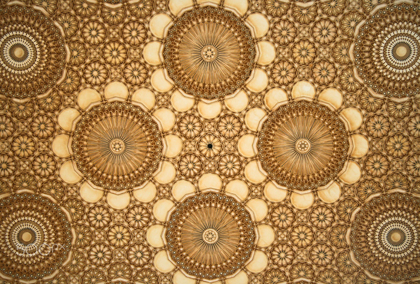 Canon EOS 400D (EOS Digital Rebel XTi / EOS Kiss Digital X) sample photo. Arabic mosaic detail photography