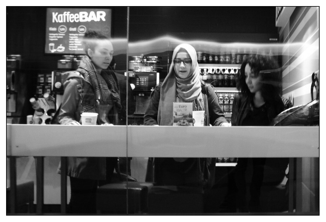 Olympus PEN-F sample photo. ' kaffeebar ' photography