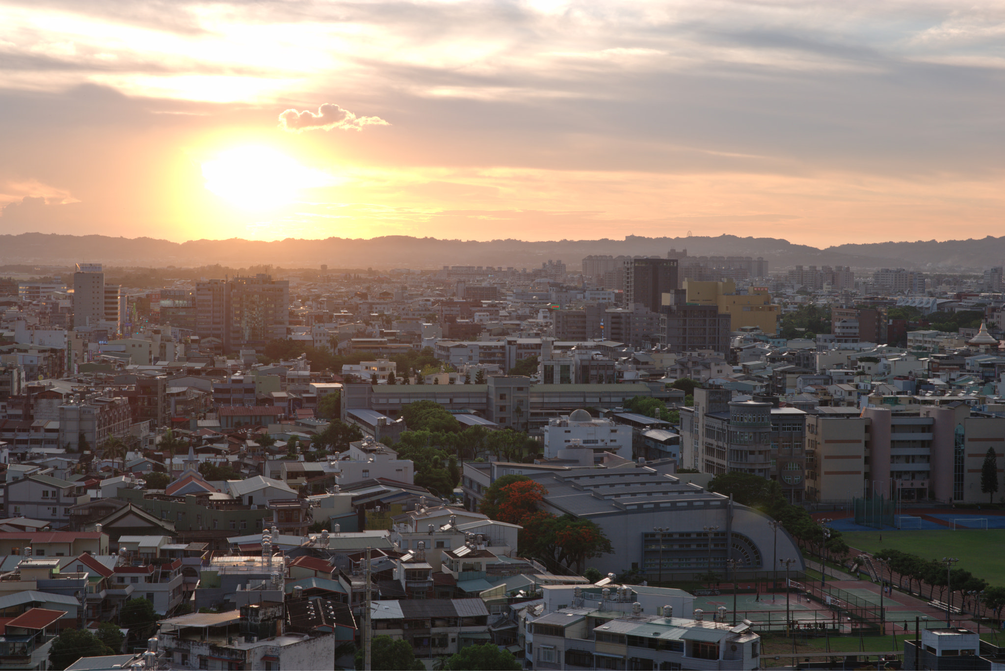 Saumsun NX 16-50mm F2-2.8 S ED OIS sample photo. The end of the story photography