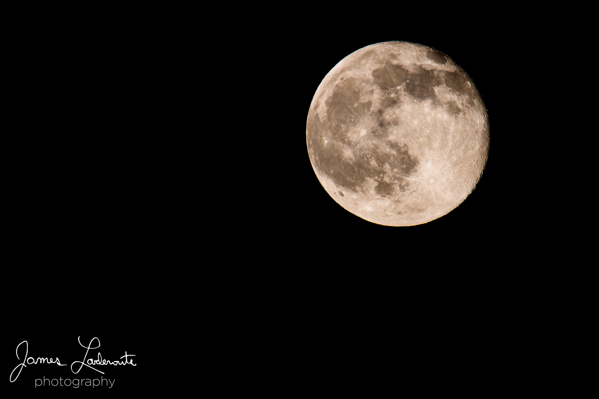 Canon EOS 70D + Canon EF 400mm F5.6L USM sample photo. May moon photography