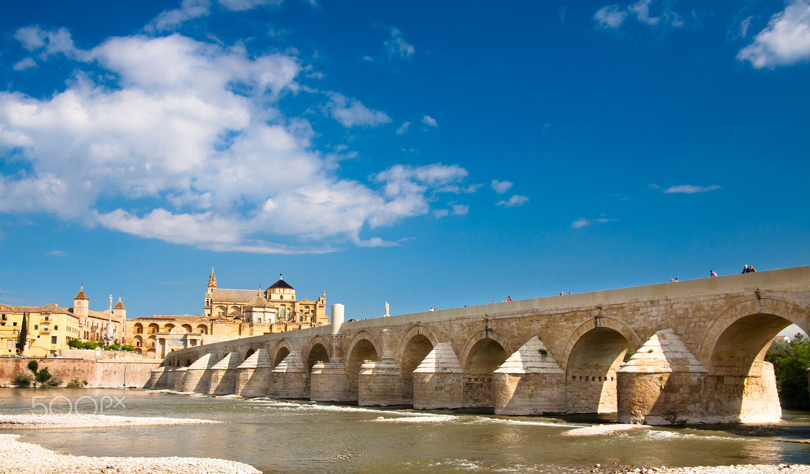 Canon EOS 50D + Sigma 18-50mm f/2.8 Macro sample photo. Cordoba, spain photography