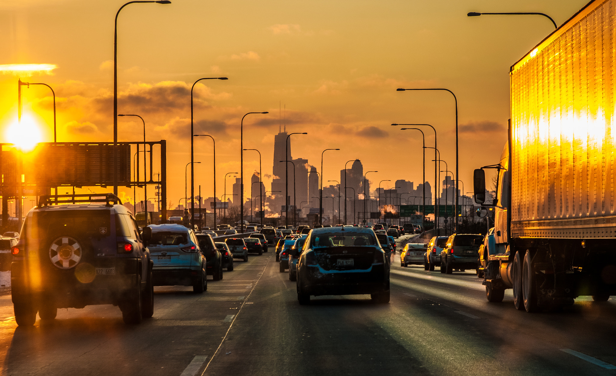 Sigma 17-70mm F2.8-4 DC Macro OS HSM sample photo. Urban life - morning traffic photography