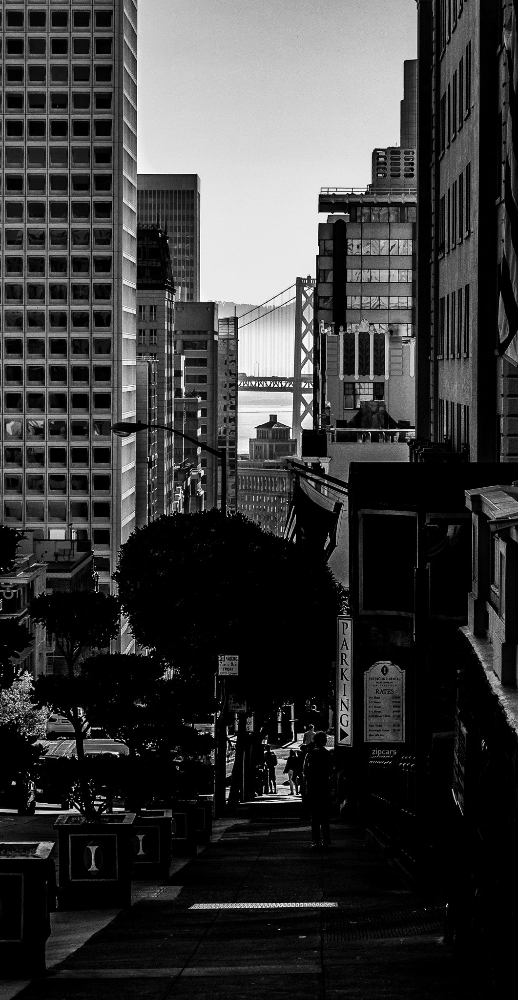 Sigma 17-70mm F2.8-4 DC Macro OS HSM sample photo. San francisco street photography
