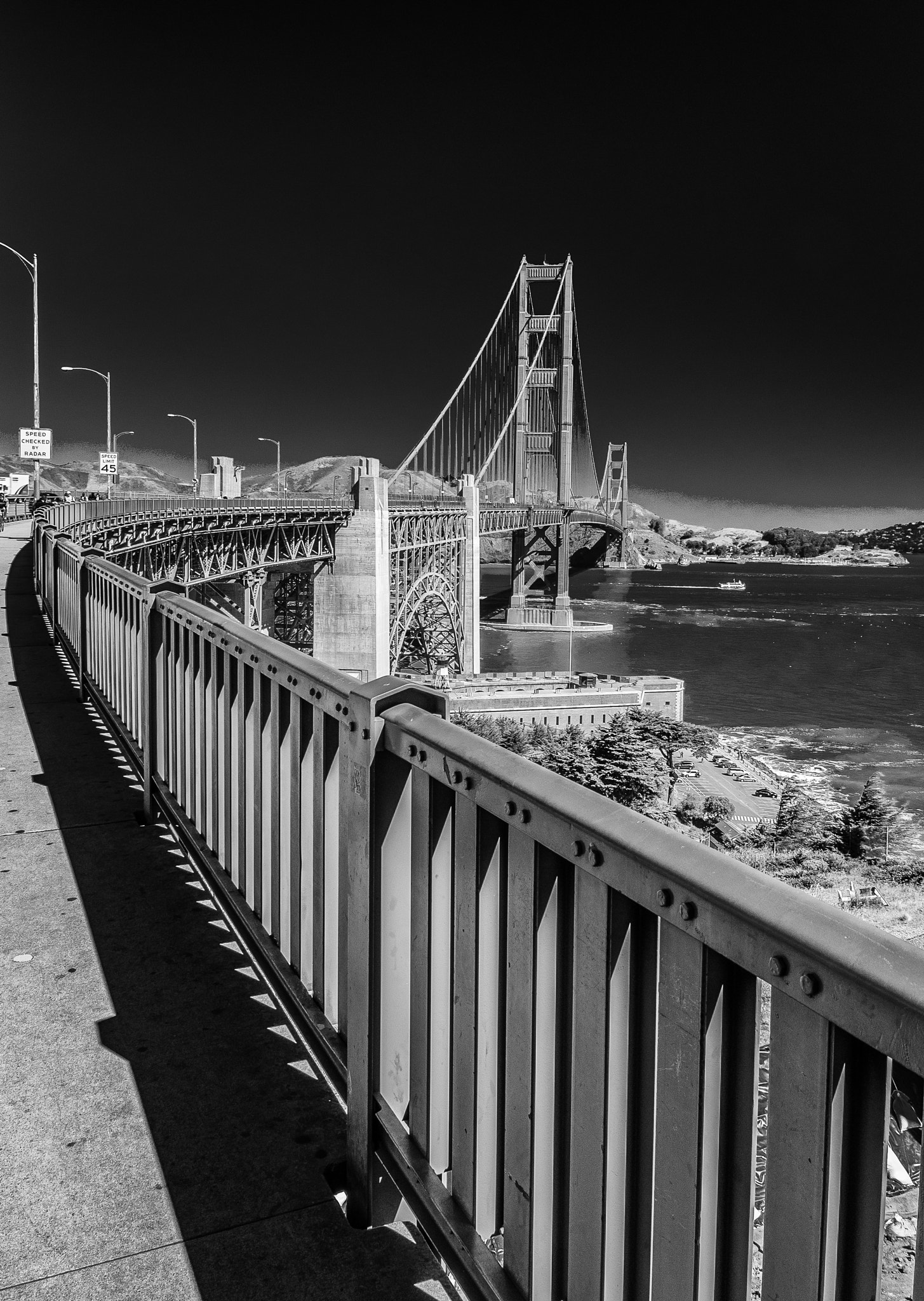 Sigma 17-70mm F2.8-4 DC Macro OS HSM sample photo. Golden gate bridge photography