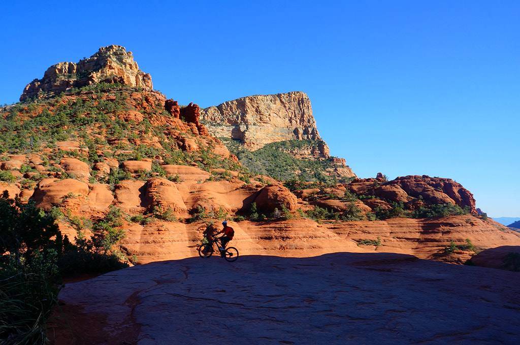 Sony Alpha NEX-5R + Sony E 16mm F2.8 sample photo. Mountain biking photography