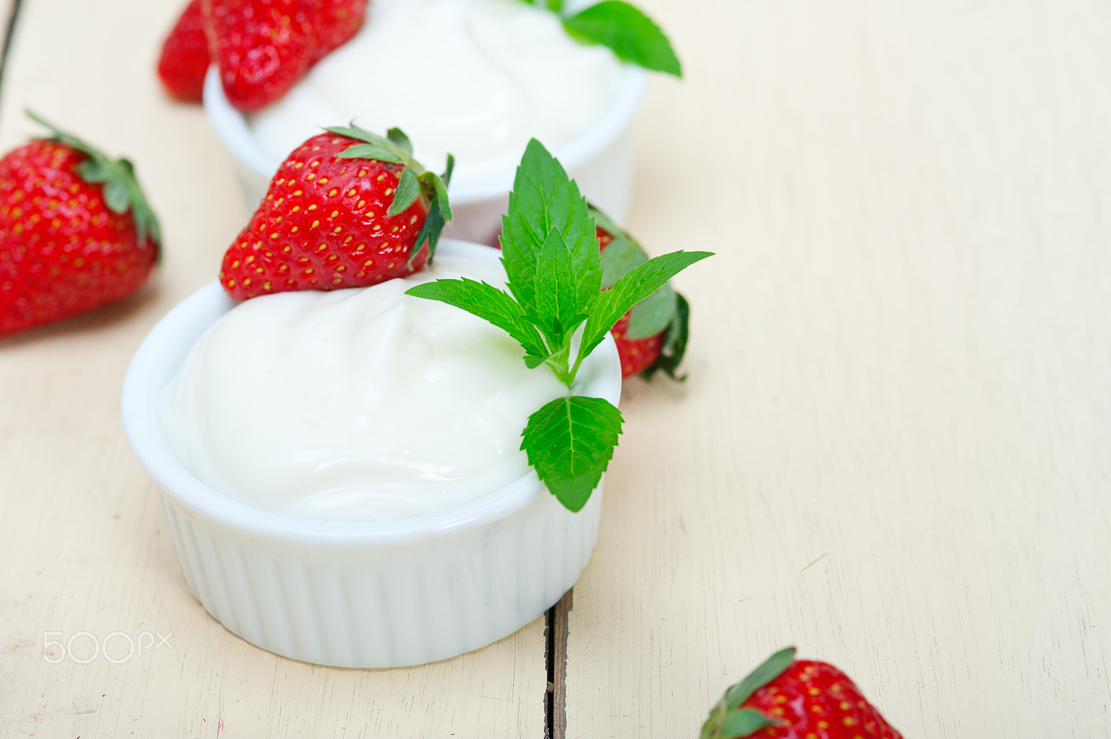 Nikon D700 + AF Micro-Nikkor 105mm f/2.8 sample photo. Organic greek yogurt and strawberry photography